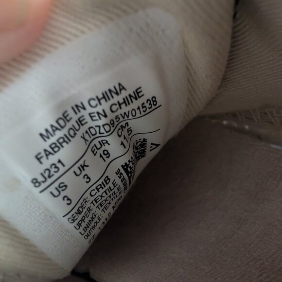 Converse High Tops Infant Sz 3 - Picture 5 of 5